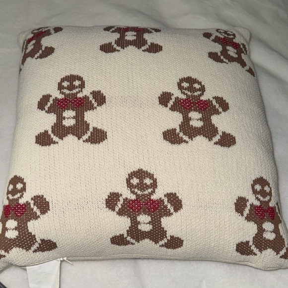Cupcakes And Cashmere Christmas Gingerbread Pillow - Picture 1 of 8
